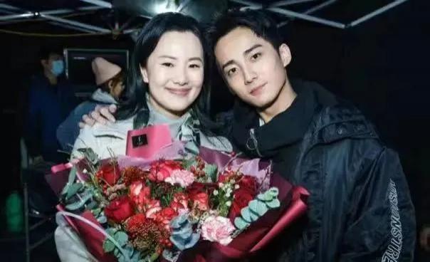 还记得《小欢喜》的刘静阿姨吗？她吃面被骂了？