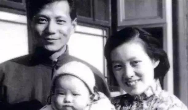 李亚鹏景岗山合体卖货，王菲率领的“六年一班”境遇大不同