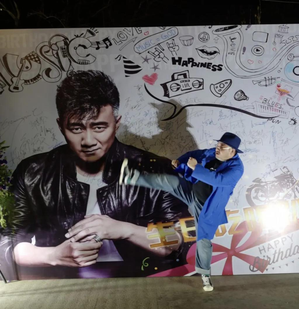 李亚鹏景岗山合体卖货，王菲率领的“六年一班”境遇大不同