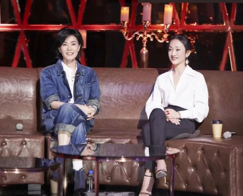 李亚鹏景岗山合体卖货，王菲率领的“六年一班”境遇大不同