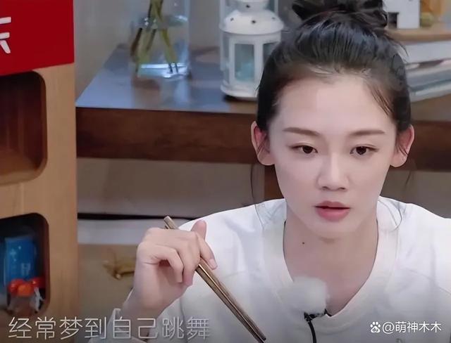 郑恺苗苗三胎瞒不住，性别名字全曝光，被发现后立马删视频