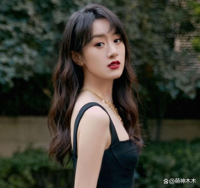 袁冰妍账号被封事业凉凉，昔日CP成毅直播，两人现状大不同