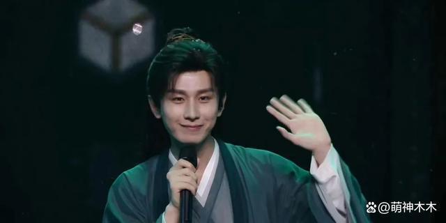 袁冰妍账号被封事业凉凉，昔日CP成毅直播，两人现状大不同