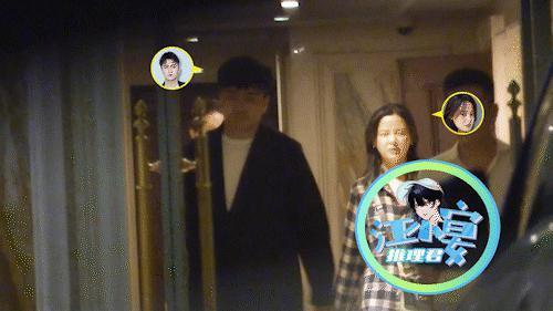 还没分手？辛芷蕾翟天临与朋友聚会被拍，相恋五年感情稳定