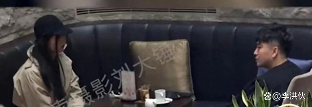 还没分手？辛芷蕾翟天临与朋友聚会被拍，相恋五年感情稳定