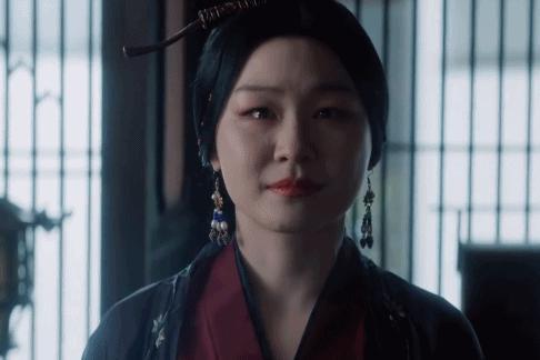 不敢想象她要是塌了…