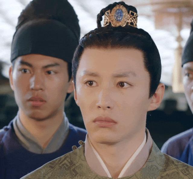 不敢想象她要是塌了…