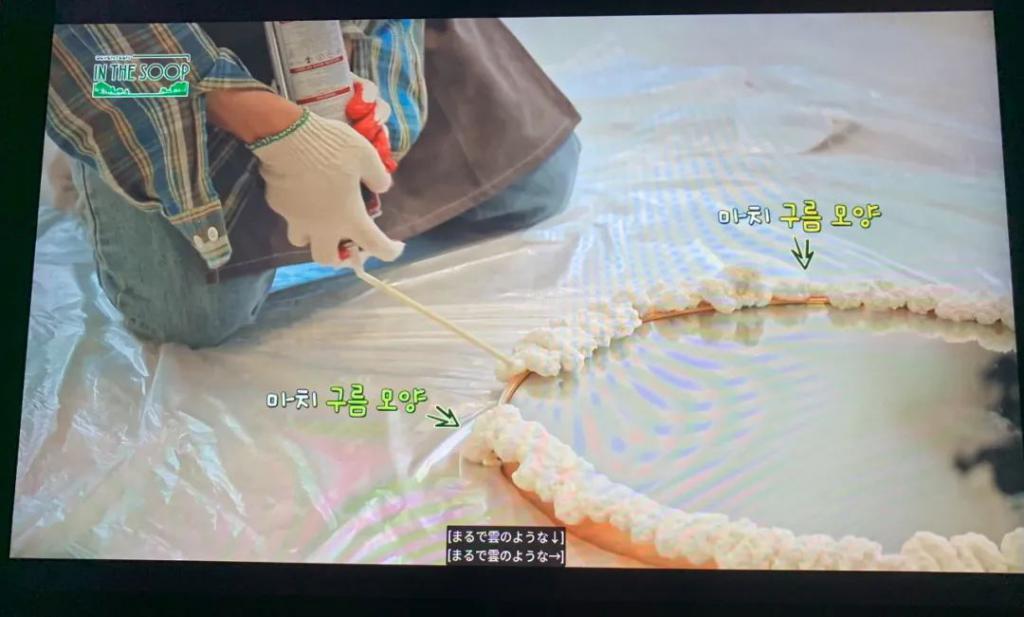 人气组合男爱豆疑似恋爱又被扒出同款！网友：是情圣啊…