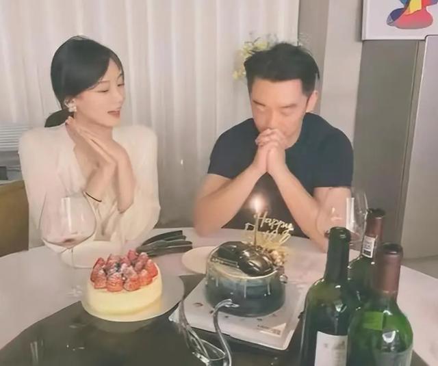 郑恺苗苗疑似生三胎，相框出现新生儿名字，此前现身月子中心