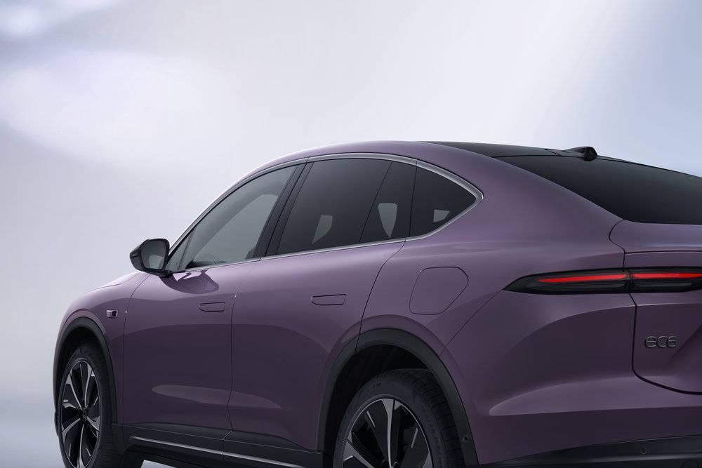 打完牌的蔚来，脱险了吗？