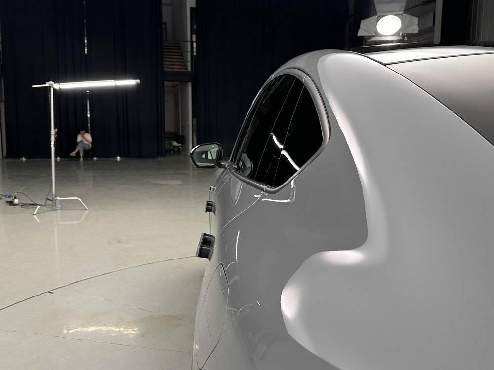 打完牌的蔚来，脱险了吗？