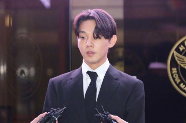 刘亚仁又曝丑闻，曾强迫他人吸食违禁物品，还让友人销毁证据