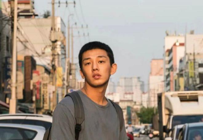 刘亚仁又曝丑闻，曾强迫他人吸食违禁物品，还让友人销毁证据