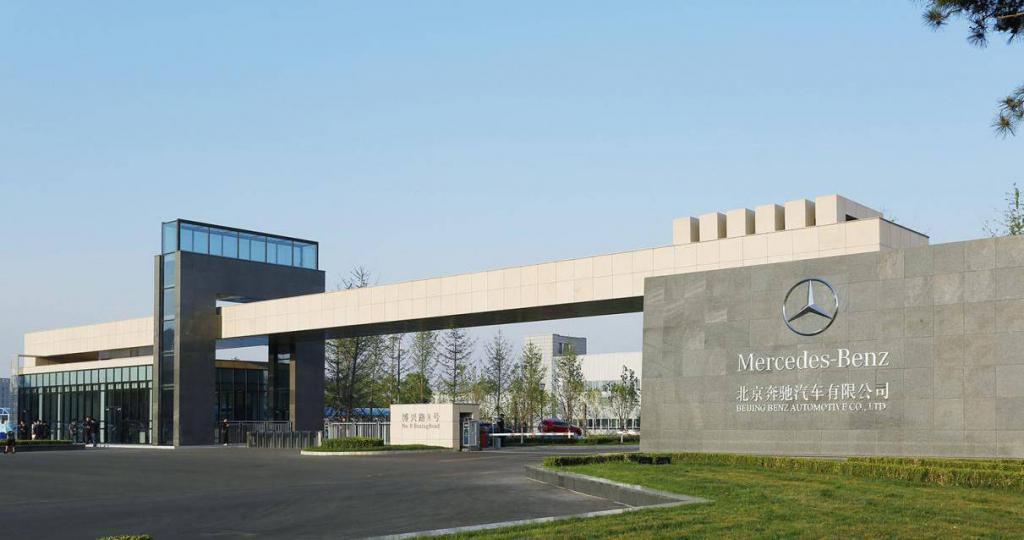 15 万喜提全新奔驰，恰恰是北京奔驰最危险的时候