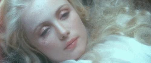 影坛第一尤物，突然自曝性侵