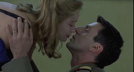 影坛第一尤物，突然自曝性侵