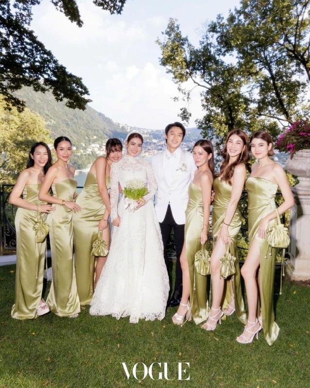 泰星Mark和Kim婚礼现场照曝光 俩人相浪漫亲吻甜蜜
