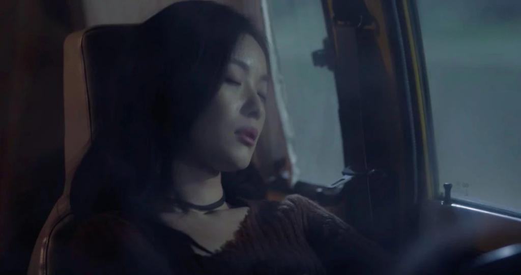 倪妮也开始冒油了？！且慢，先别骂…