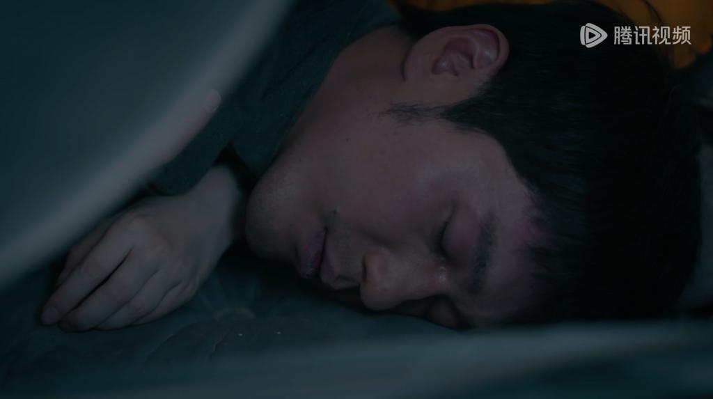 倪妮也开始冒油了？！且慢，先别骂…