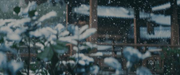 隐姓埋名的郭敬明，赢了通胀