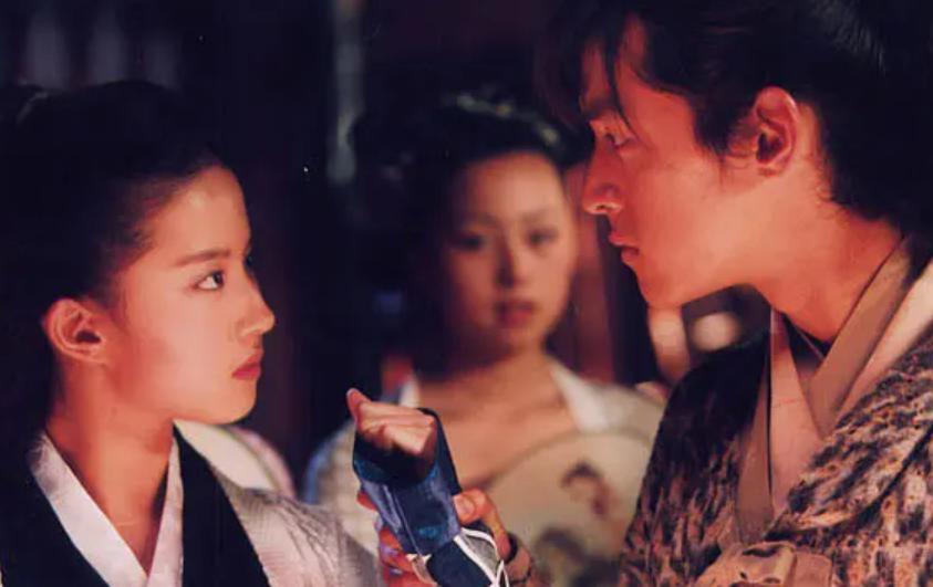 票房血扑，胡歌又一次被拉下了神坛