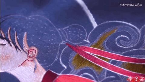 断层顶流复出，居然变硅胶脸?