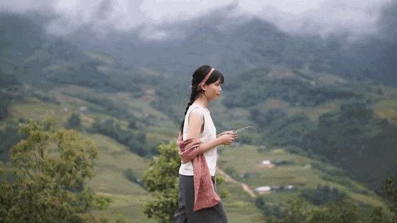 断层顶流复出，居然变硅胶脸?