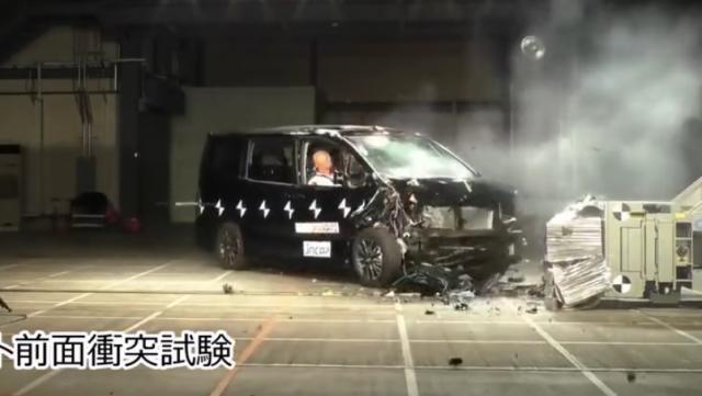 天生就是纸壳子的MPV，怎么被造成公路坦克了？