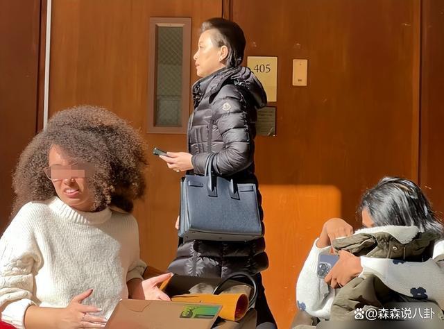 杨澜结婚28年发文向富商丈夫示爱，吴征又胖了