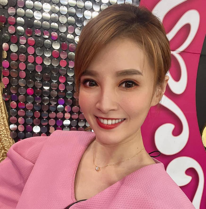 41岁女星生病切除子宫，坦言不想生小孩宁愿和狗一起过