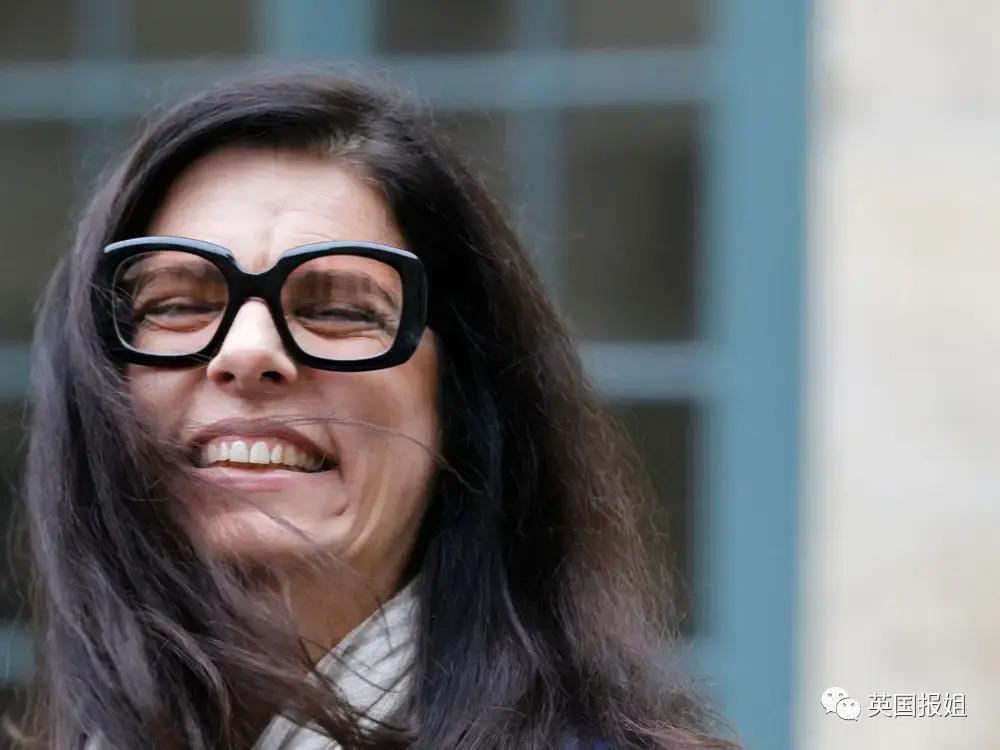 全球第一美妆帝国，母女为男人公开互撕，震撼世界！