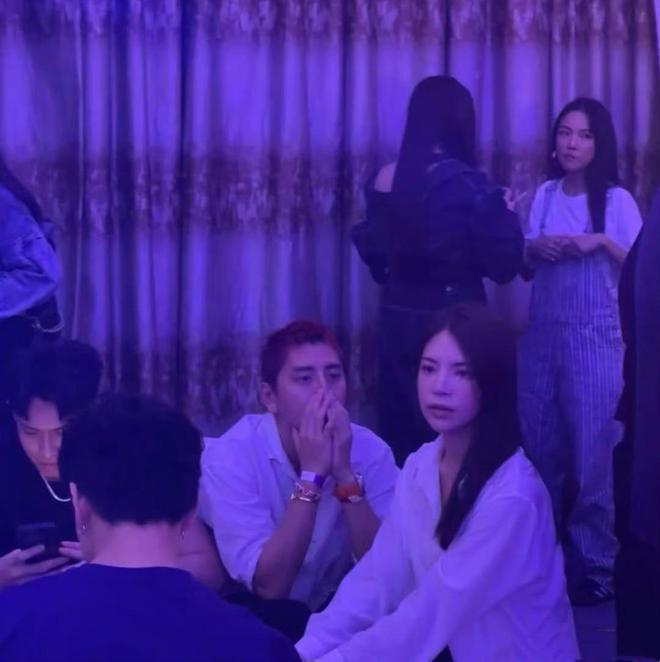 曝王大陆蔡卓宜疑似分手，新女伴身份曝光，曾共赴派对戴同款