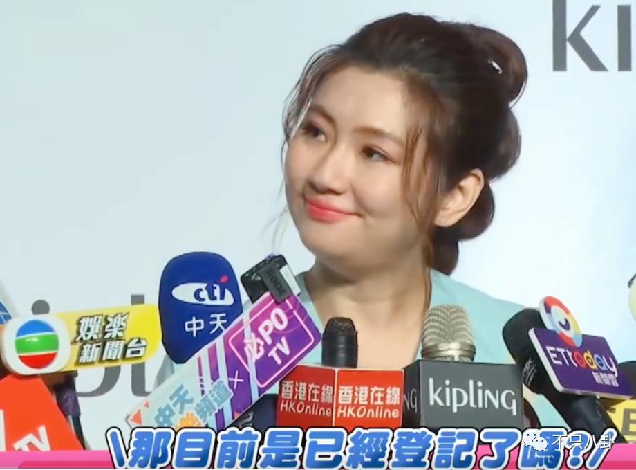 就因未婚生子，都在逼问她什么时候去领证办婚礼？