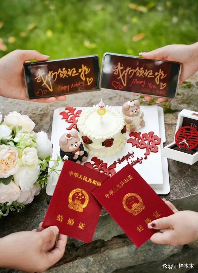 刘志宏官宣结婚喜讯，刚过法定两天就领证，曾是TF第四人