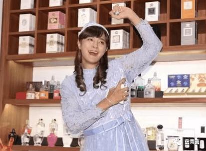 当男人的时候被封杀，现在变成女人复出？