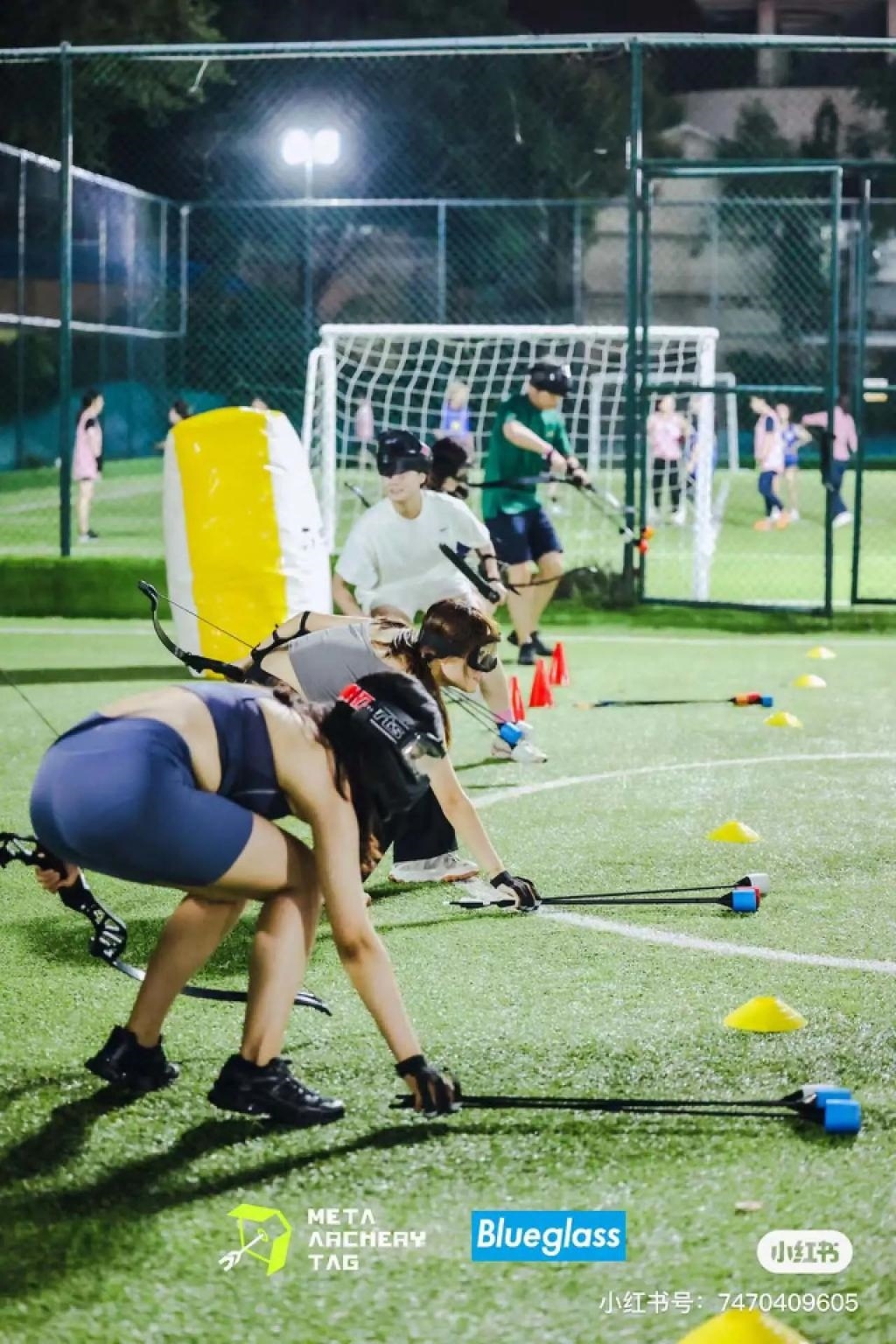 “穿着lululemon跟同事厮杀”，这个新网红运动怎么成了打工人的团建噩梦？