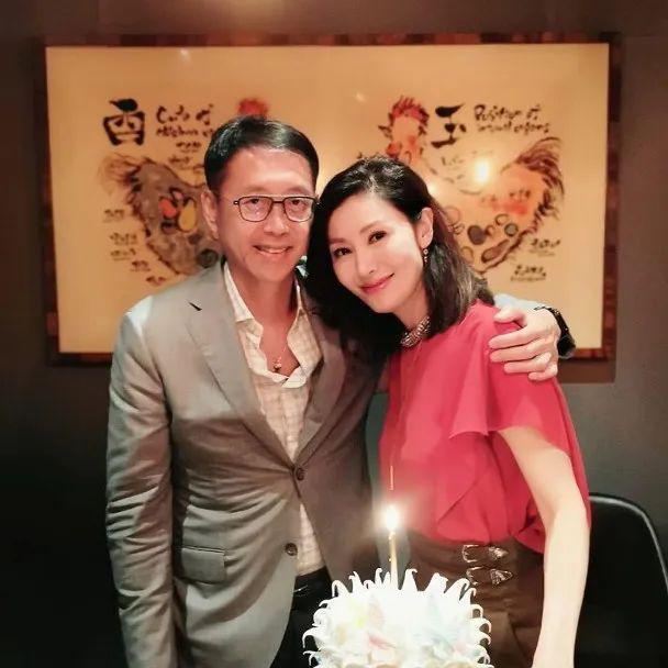 李嘉欣被挤出香港阔太团，黎姿成了座上宾