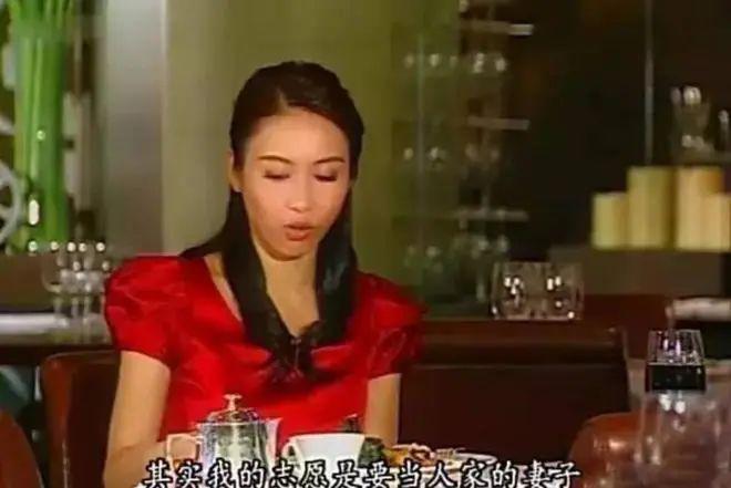 李嘉欣被挤出香港阔太团，黎姿成了座上宾