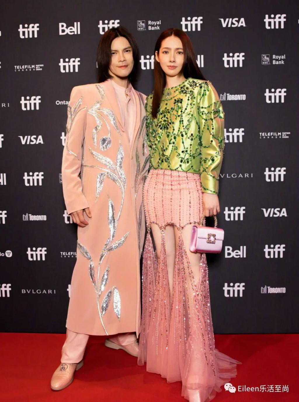 突然肯复婚？又多分200亿的豪门阔太私下到底什么样？