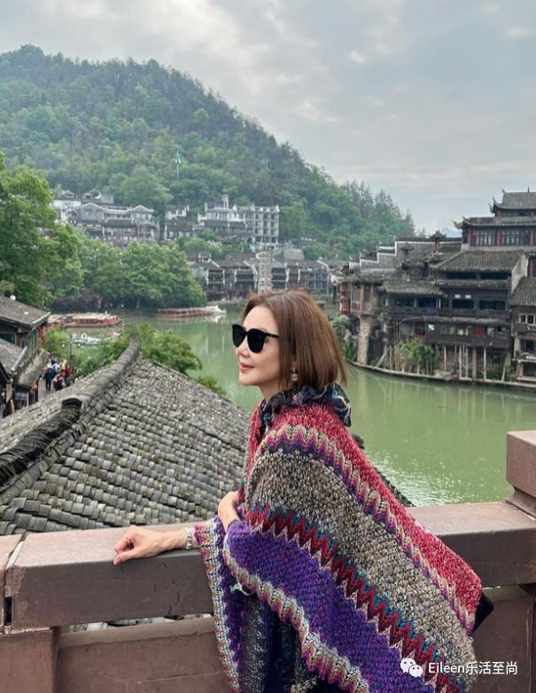 突然肯复婚？又多分200亿的豪门阔太私下到底什么样？