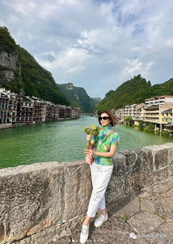 突然肯复婚？又多分200亿的豪门阔太私下到底什么样？