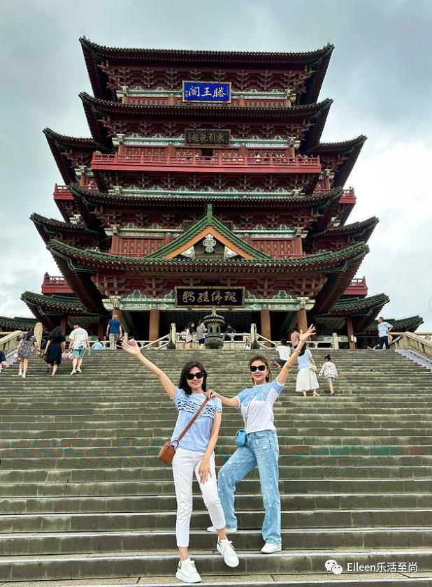 突然肯复婚？又多分200亿的豪门阔太私下到底什么样？