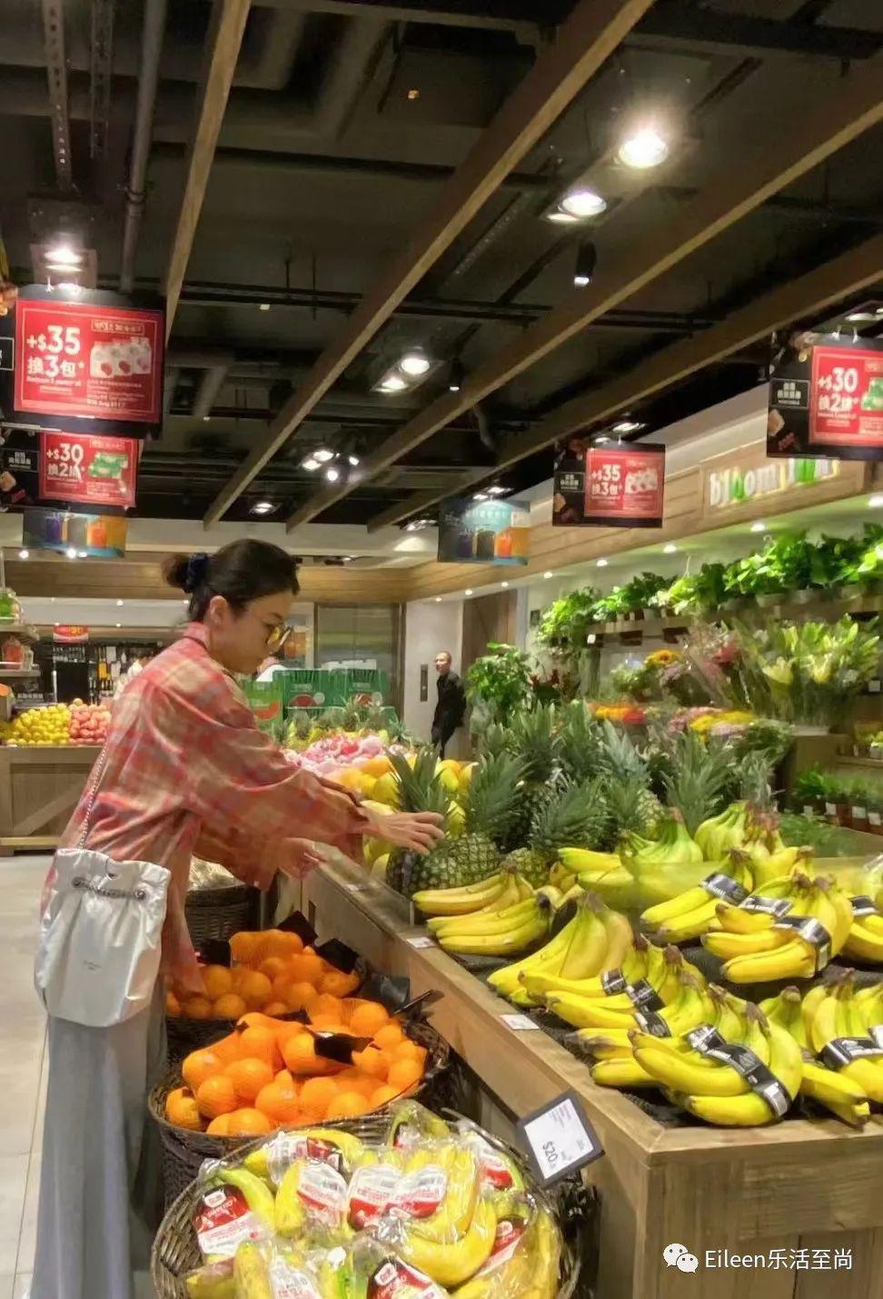 突然肯复婚？又多分200亿的豪门阔太私下到底什么样？