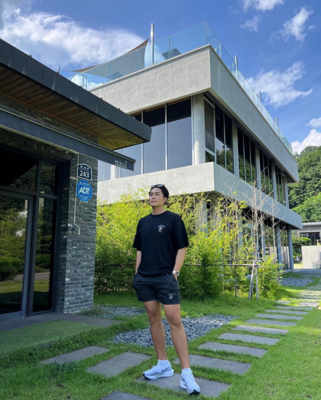 退团和粉丝结婚！这位大公司爱豆很委屈？