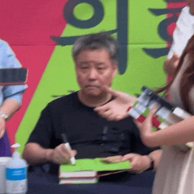 好久不见余华！他承认自己是潦草小狗了？