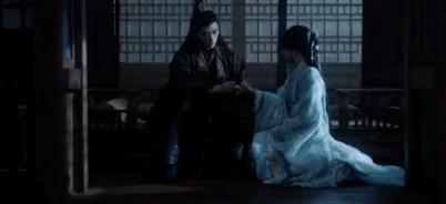 又一对悄悄谈恋爱的?