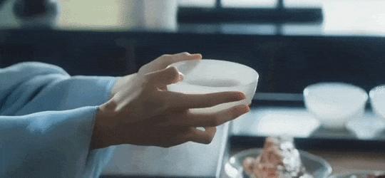 又一对悄悄谈恋爱的?