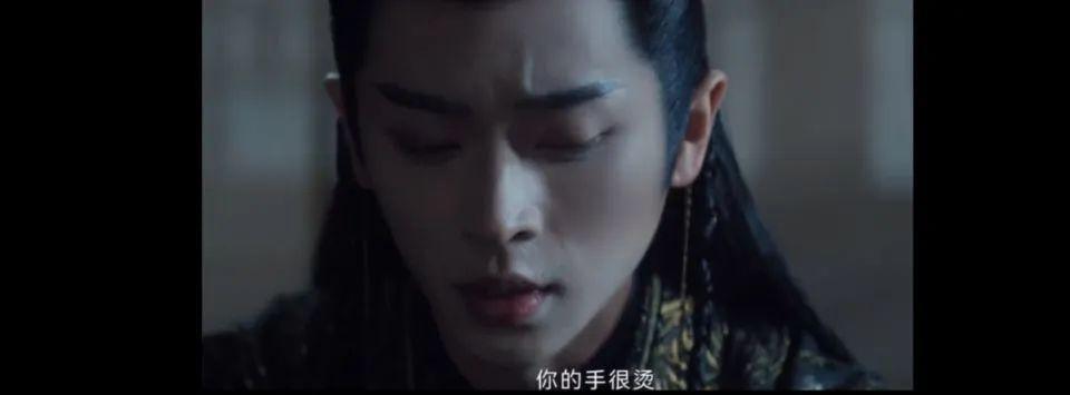 又一对悄悄谈恋爱的?