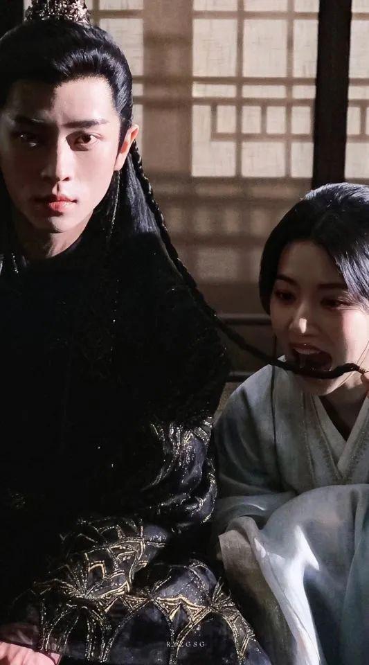 又一对悄悄谈恋爱的?