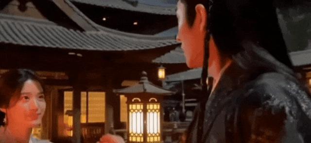 又一对悄悄谈恋爱的?